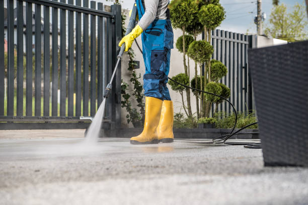 Best Parking Lot and Garage Cleaning  in Saratoga, WY